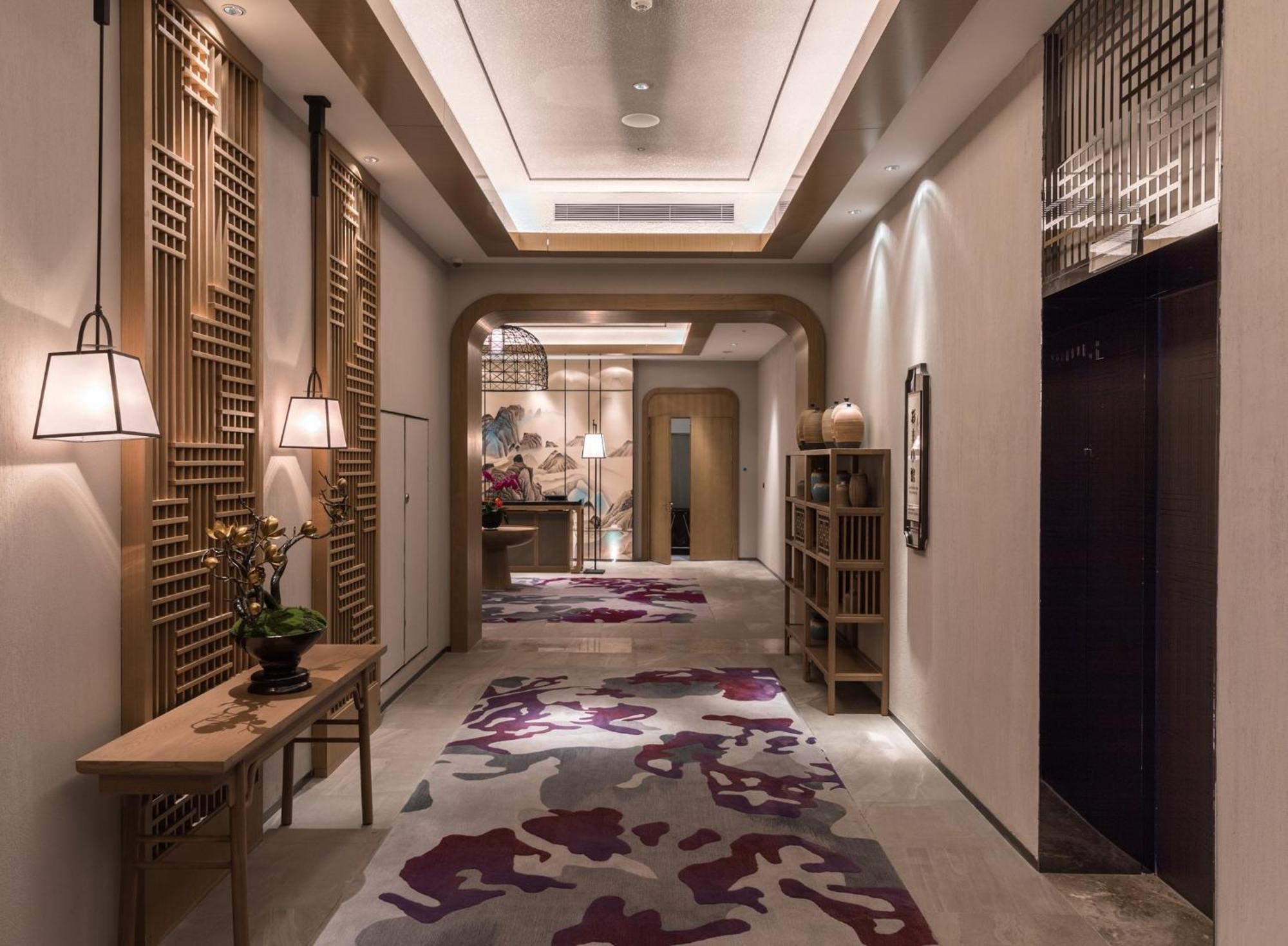 Готель Crowne Plaza Qingdaoorientalmoviemetropolis By Ihg Екстер'єр фото